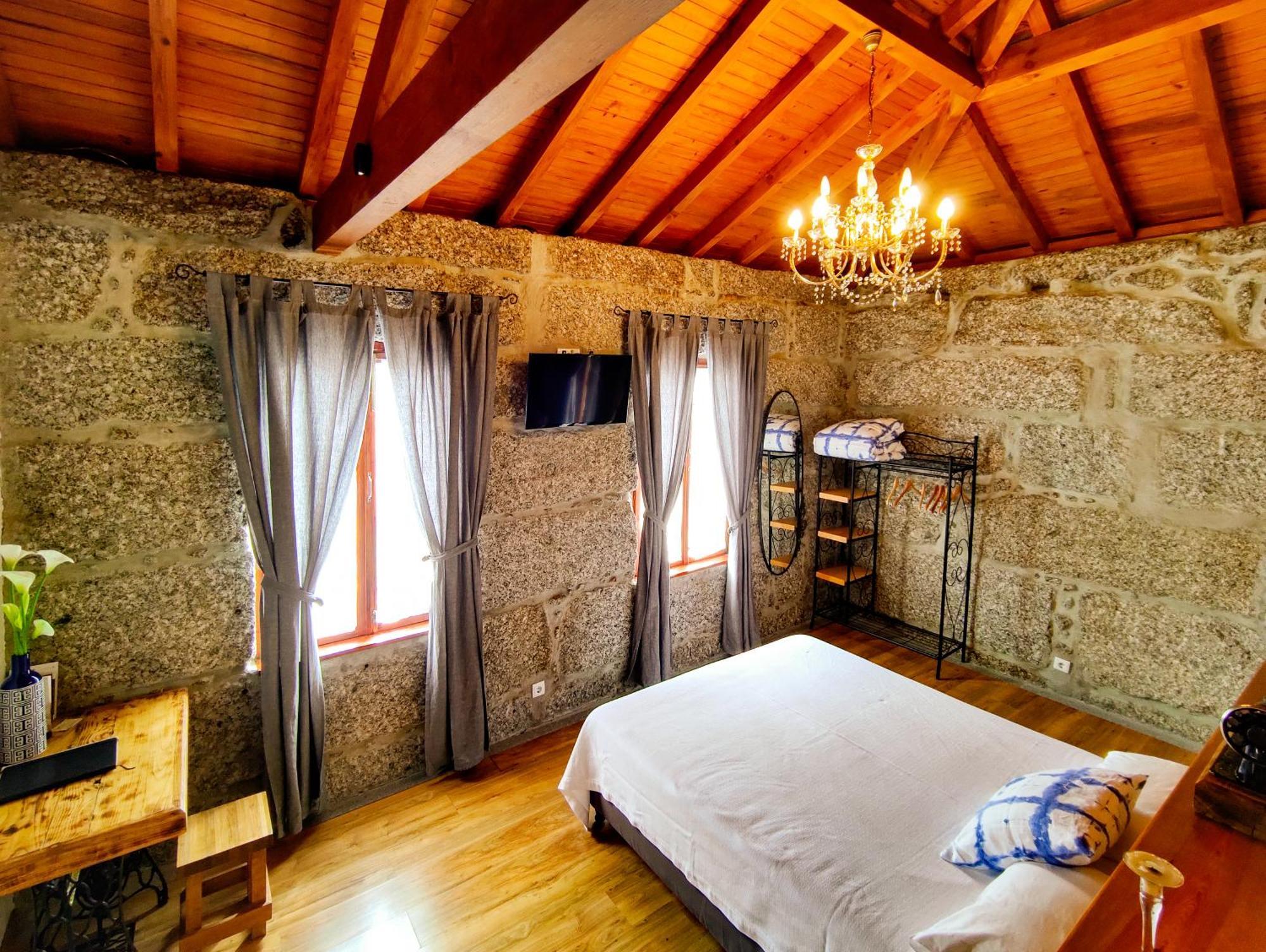 Casa Da Benfeitoria Villa Guimarães Rum bild